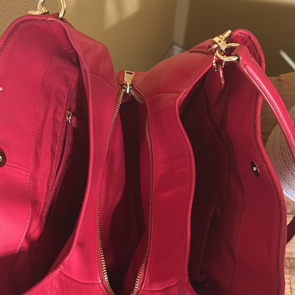 Gently used coach bag - Picture 7 of 11